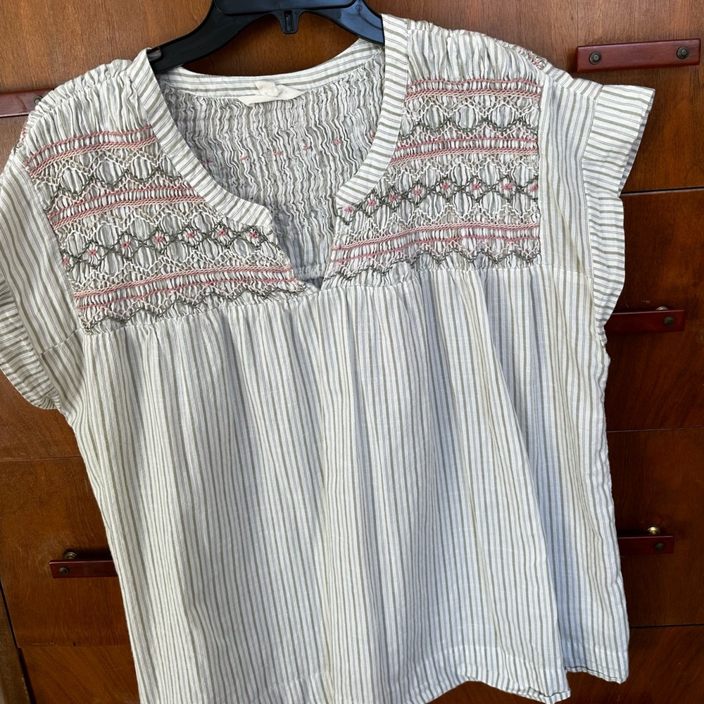 Lucky Brand White and Pink Flutter Sleeve Blouse with Embellished Design